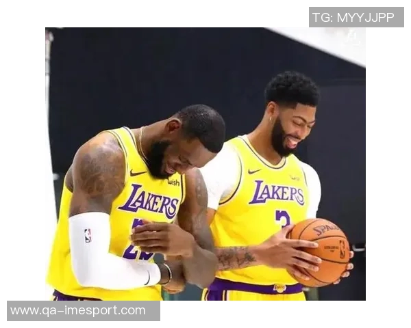 独行侠内部对浓眉复出时机意见不一球队老板出面协调决策